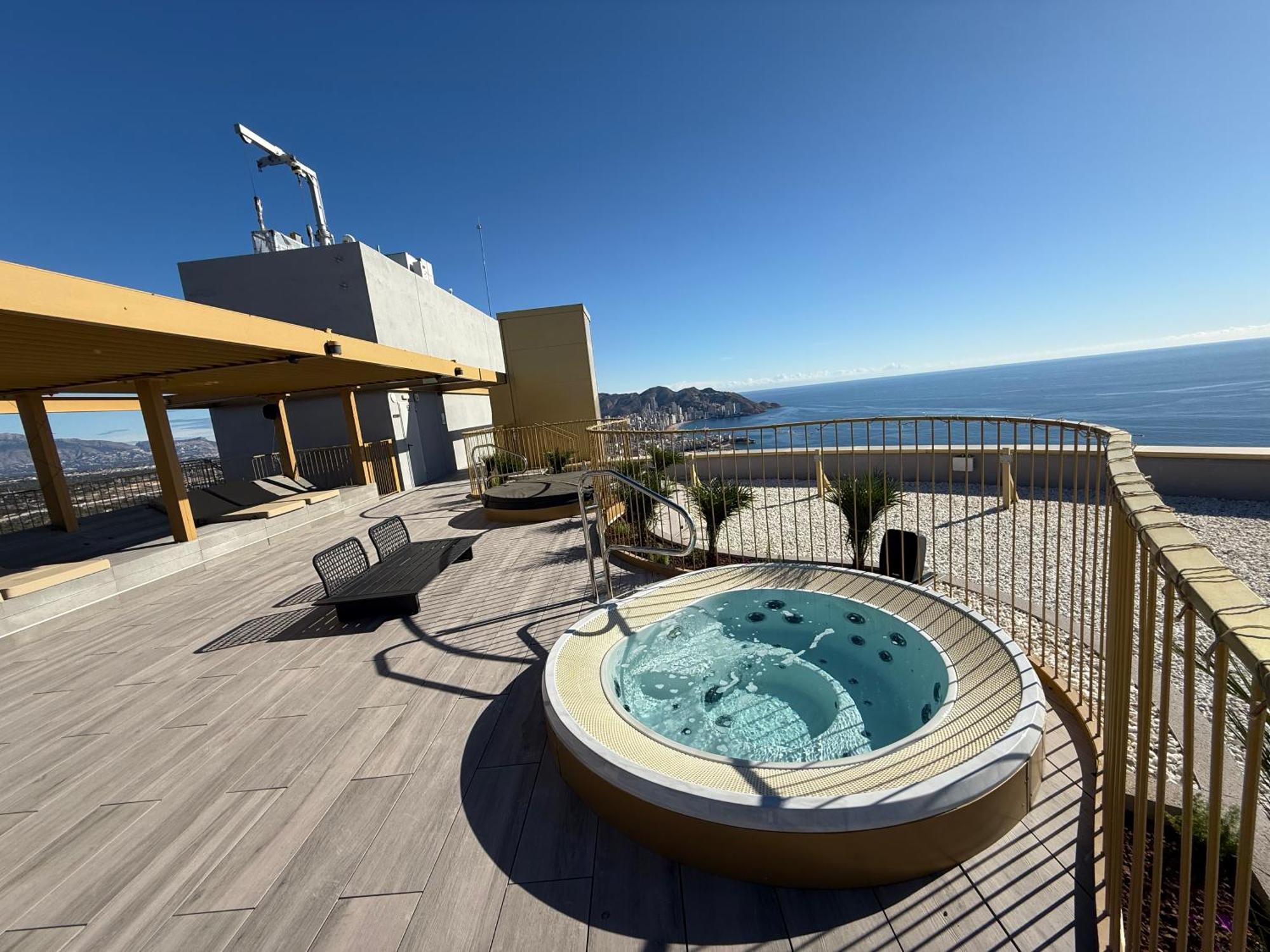 Intempo Sky Luxury Apartment 26 Floor Seaview Benidorm Extérieur photo