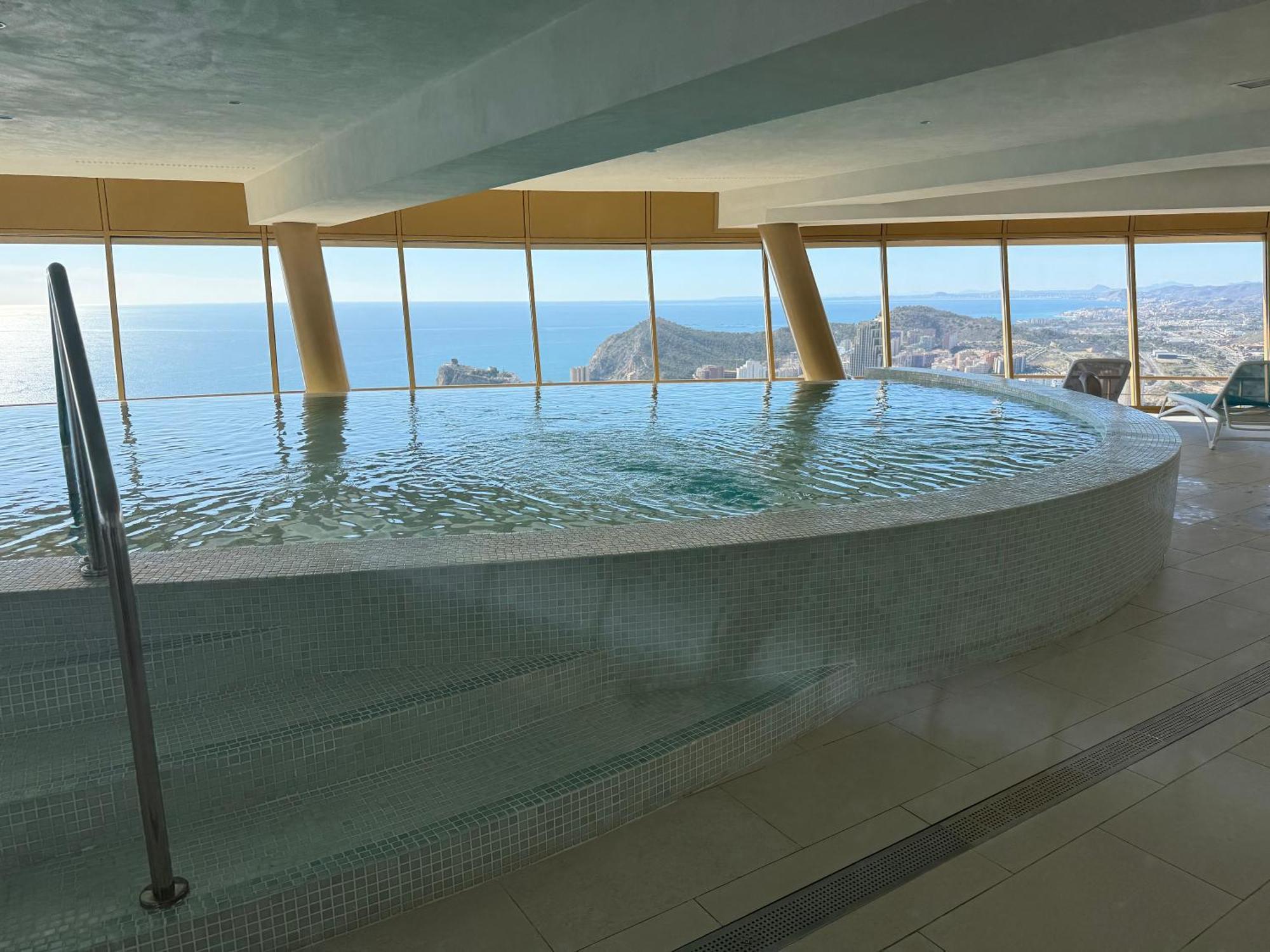 Intempo Sky Luxury Apartment 26 Floor Seaview Benidorm Extérieur photo