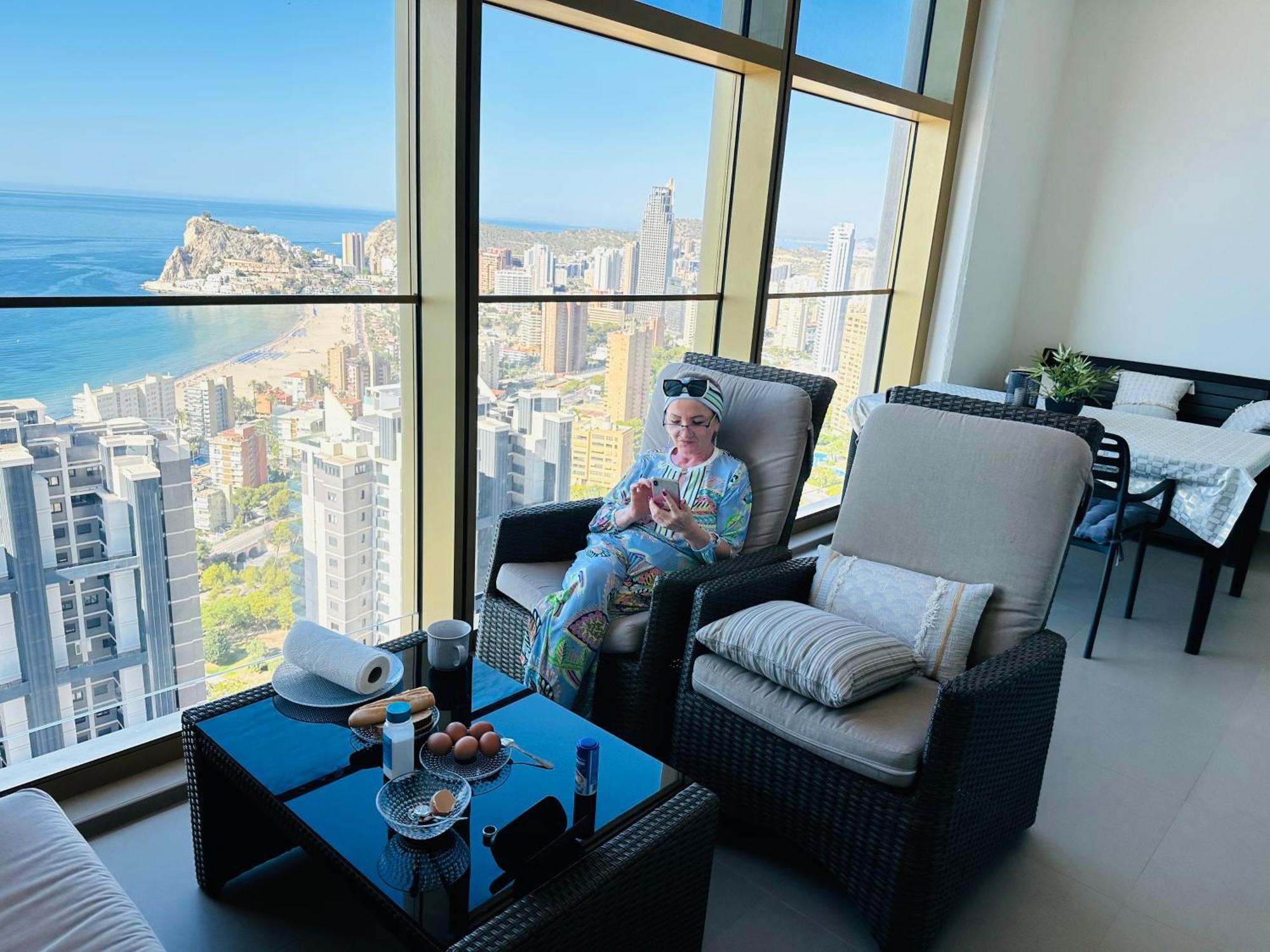 Intempo Sky Luxury Apartment 26 Floor Seaview Benidorm Extérieur photo